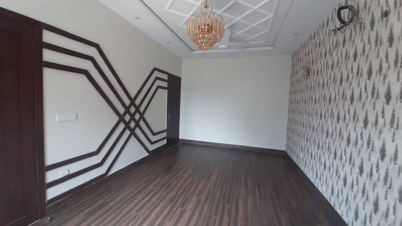 10 Marla House Near Dha Phase 5 Going Cheap 4