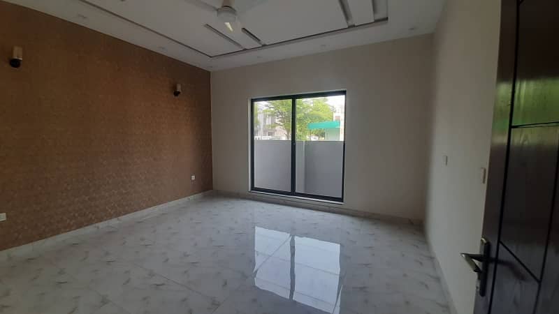 10 Marla House Near Dha Phase 5 Going Cheap 10