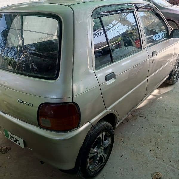 Daihatsu Cuore 2005 4