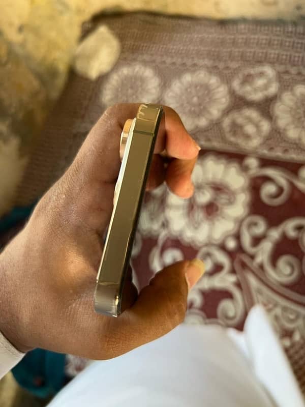i phone 14 pro max jv 4