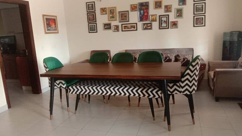 dining table for sale 0