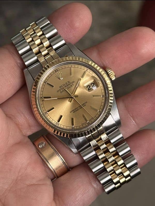 I biy old watches Rolex Omega Cartiar Ap Patek Phillips RM Tag Chopard 9