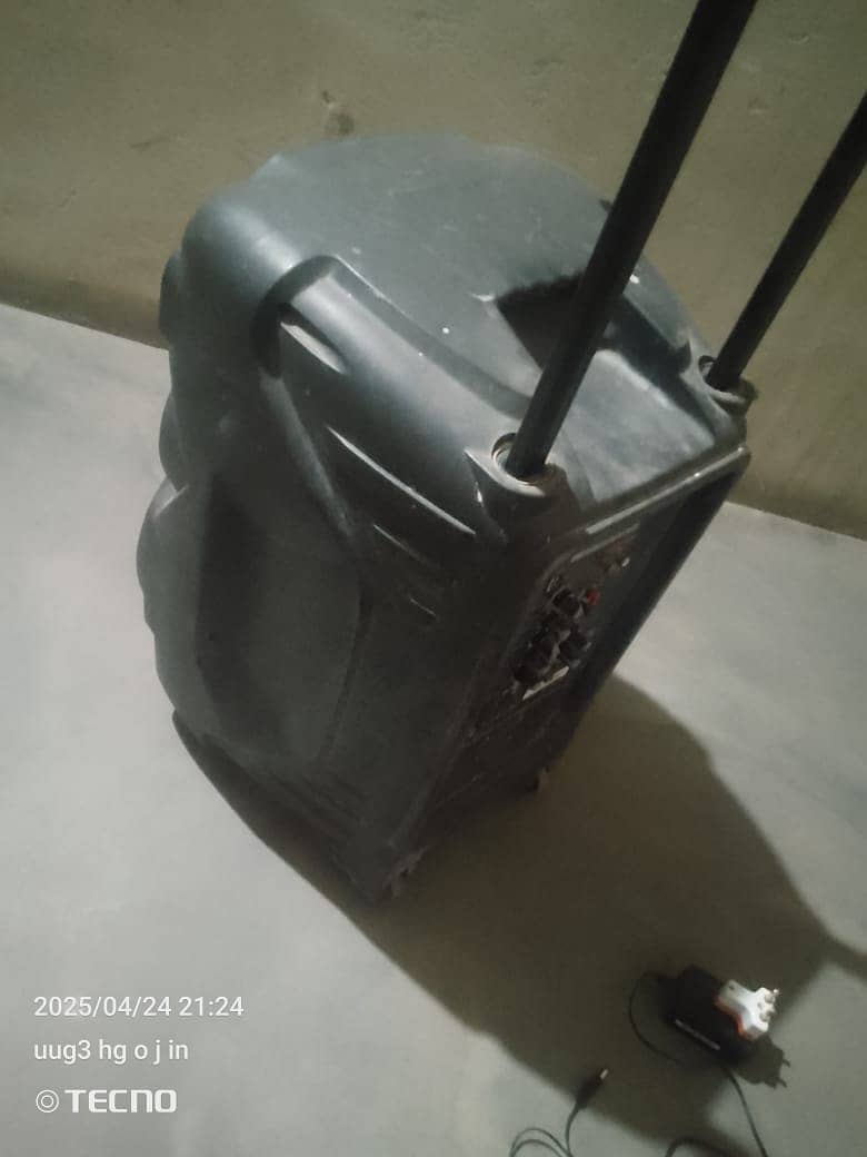 Speaker 12" Bluetooth with mic 2