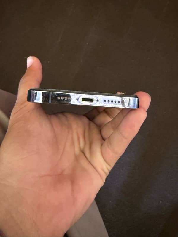 Iphone 14promax JV 1