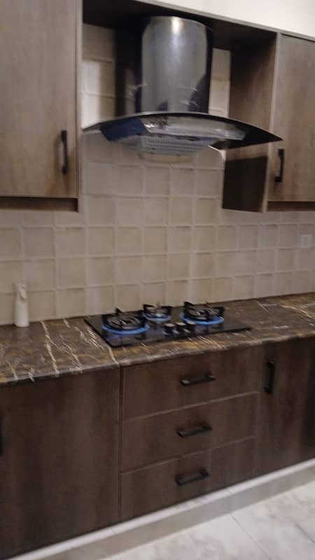 Luxurious Brand New 5 Marla Upper Portion For Rent 7