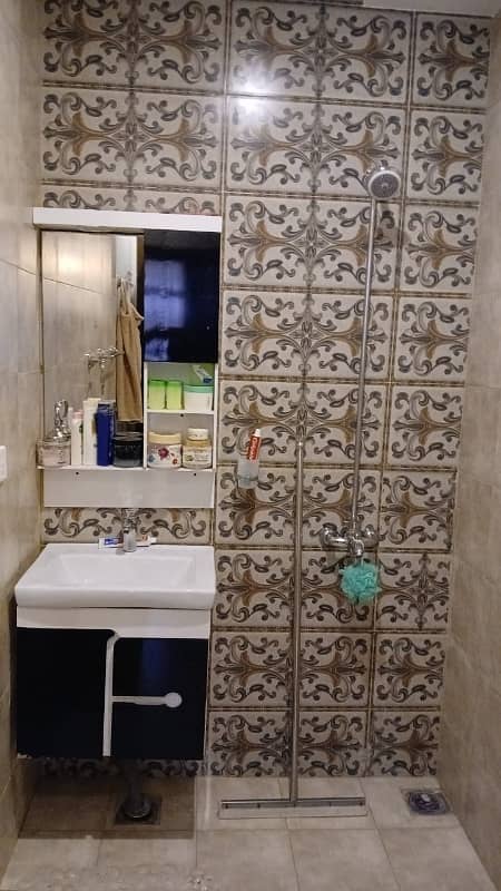 Luxurious Brand New 5 Marla Upper Portion For Rent 10