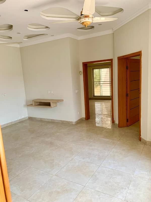 Beautiful 10 Marla Upper Portion Is Available For Rent 11