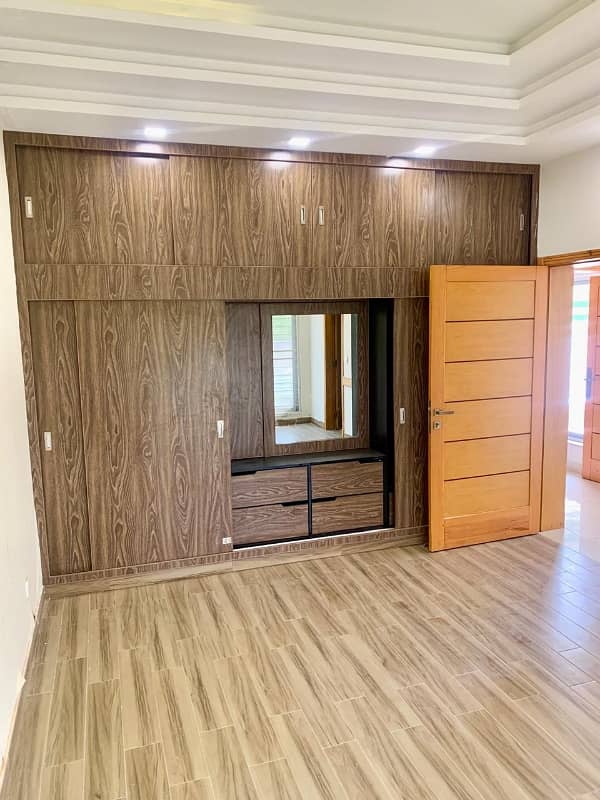Beautiful 10 Marla Upper Portion Is Available For Rent 16