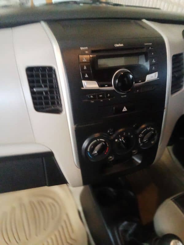 Suzuki Wagon R 2019 4