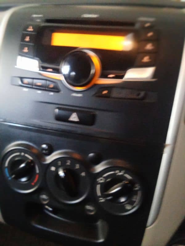Suzuki Wagon R 2019 8