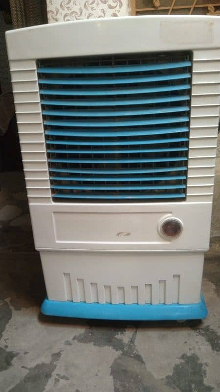 Air colar for sale. . 0306_1775778 1