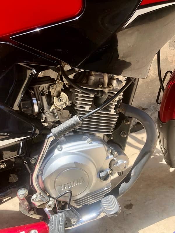 YAMAHA 125 10