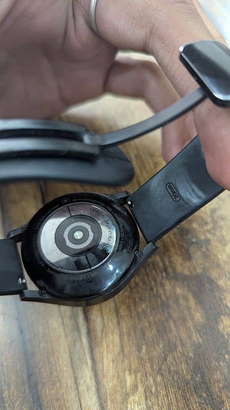 Samsung Galaxy Watch 4 Classic 42mm Bluetooth – Excellent Condition 5