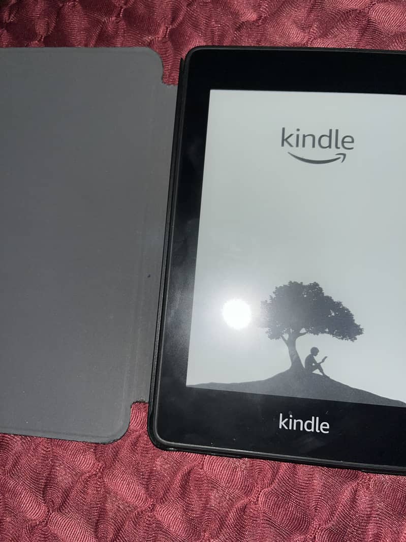 Amazon kindle paper white 10th gen 6