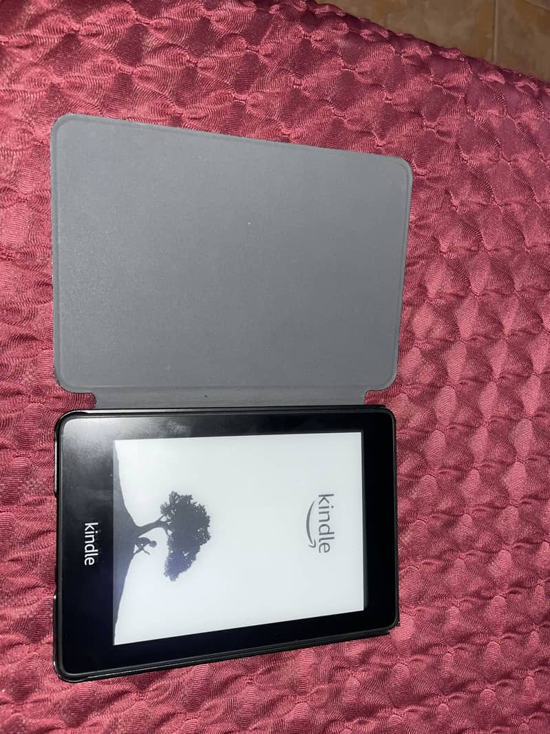Amazon kindle paper white 10th gen 4
