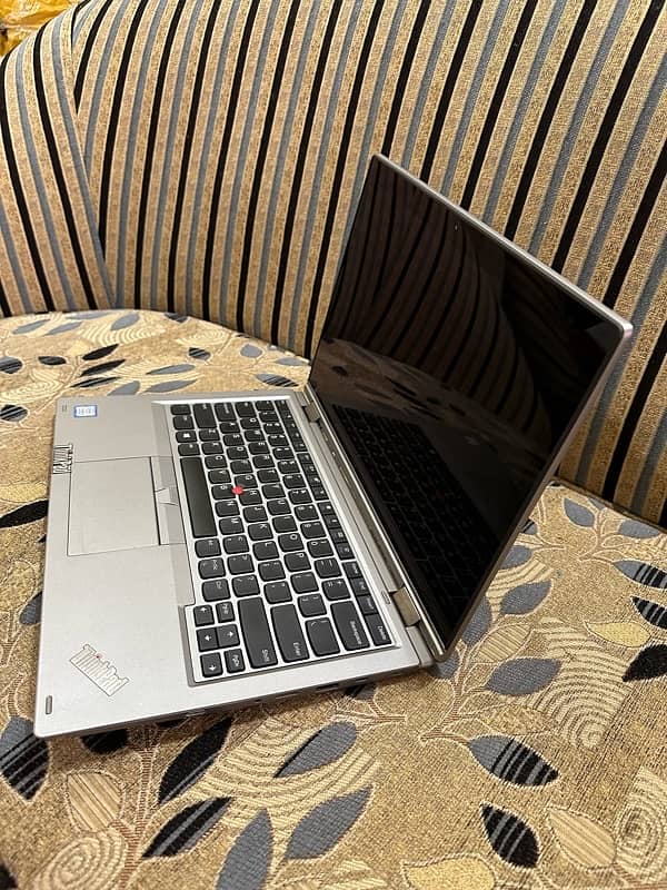 Lenovo Yoga L390 | i5 8th Gen | Touch 360° | Slim & Fast 1