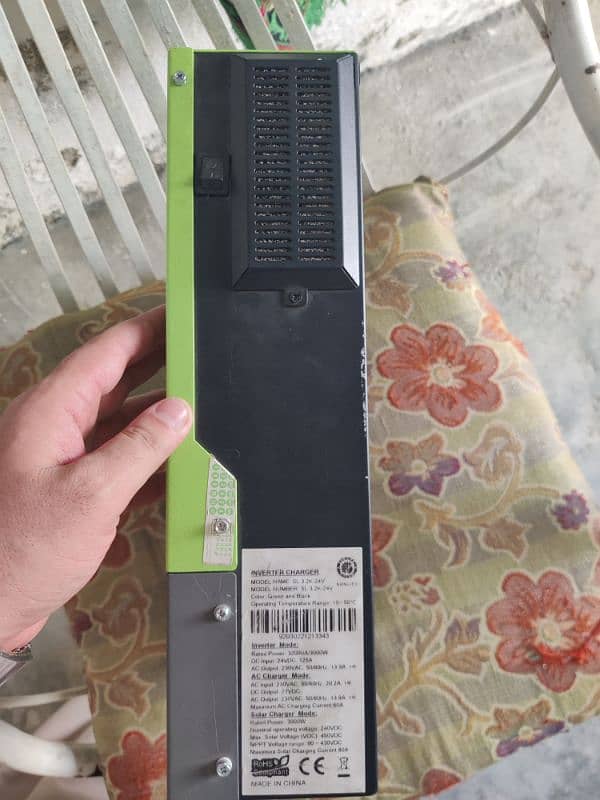sunlife inverter hybrid 3.2 kv  for sale working condition 2
