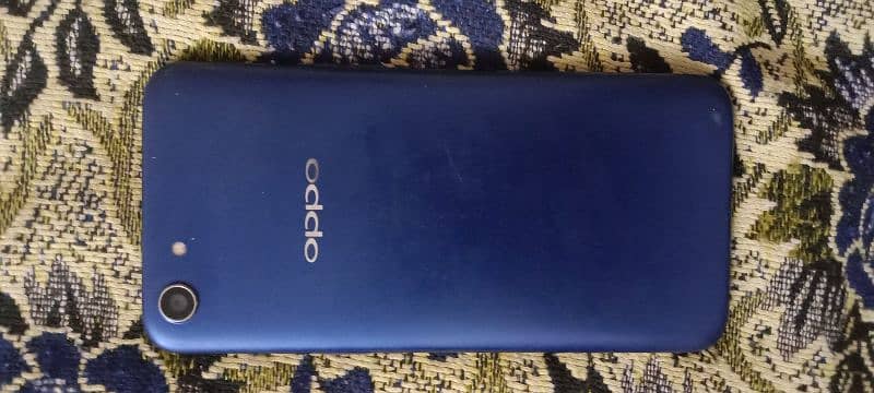 Oppo A83 1