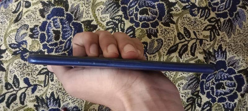 Oppo A83 2