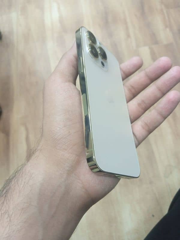 iphone 13 pro jv 0