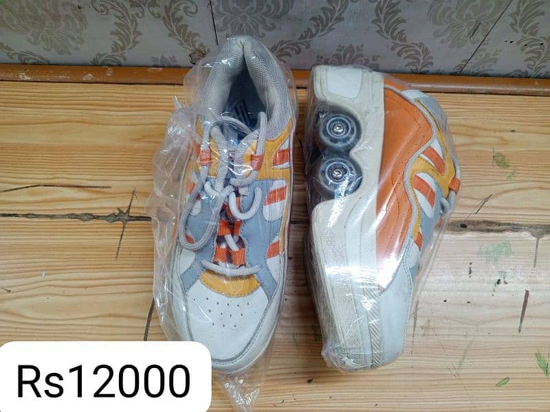 Skating Shoes in Best Quality \ Kids Sakting Shoes . discount 2