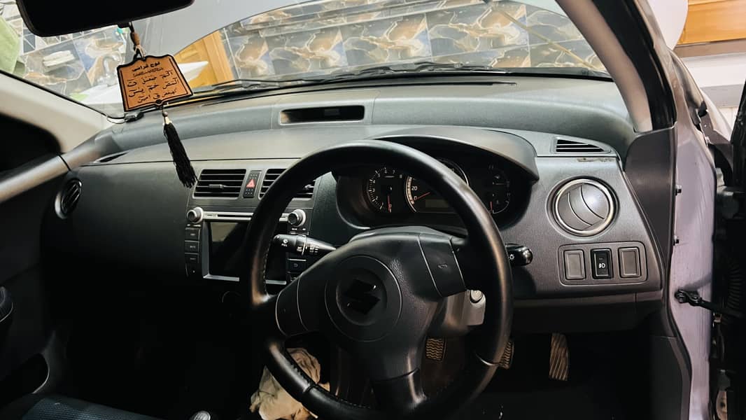 Suzuki Swift 2018 16