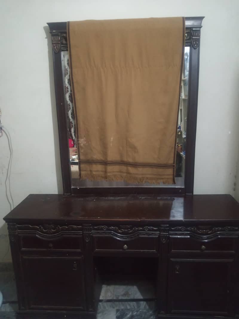 Solid Wood Bed Set with Dressing Table 2