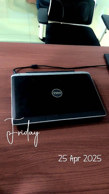 Dell laptop Core i7 1