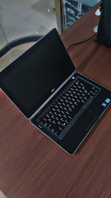 Dell laptop Core i7 5