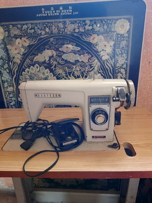 brother seewing machine with table in cheap 26000 Condition 10/9 0
