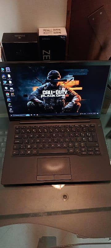 Dell Latitude 7400 Core i7 8th Gen | RAM 16 GB | 256 GB SSD NVMe 2