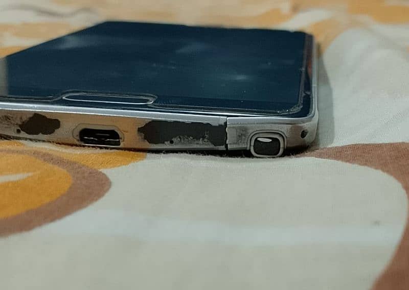 Samsung Galaxy Note 4 0