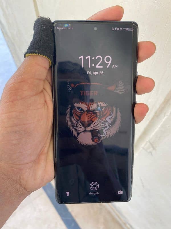TECHNO SPARK 20 PRO PLUS 0