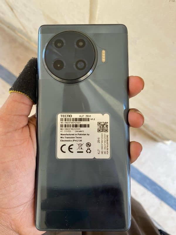 TECHNO SPARK 20 PRO PLUS 4