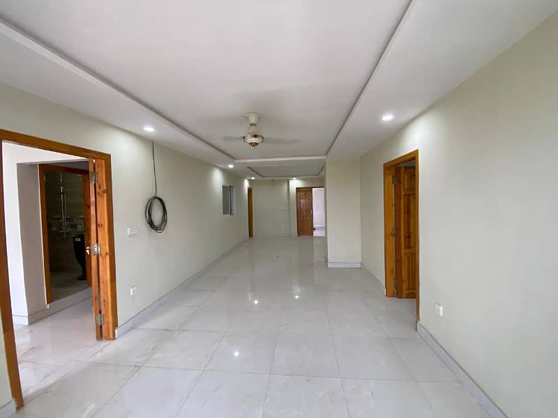 Proper 3 bedrooms with 4washrooms Apartment Available For Rent in E 11 4 Main Margalla Road with separate Wapda meter or Servant Room Proper Family Building 0