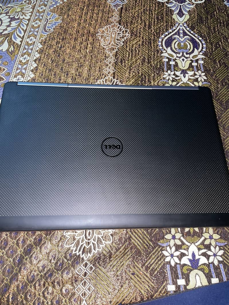 Dell Precision 7710 Core i7 6th Gen 32Gb/512Gb NVME SSD 11
