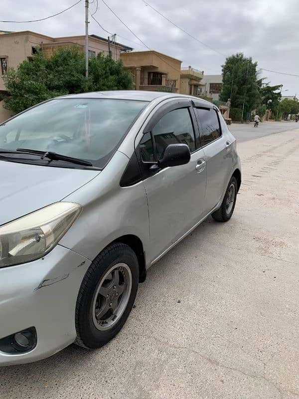 Toyota Vitz 2011 Register 2015 Shamry Green 0