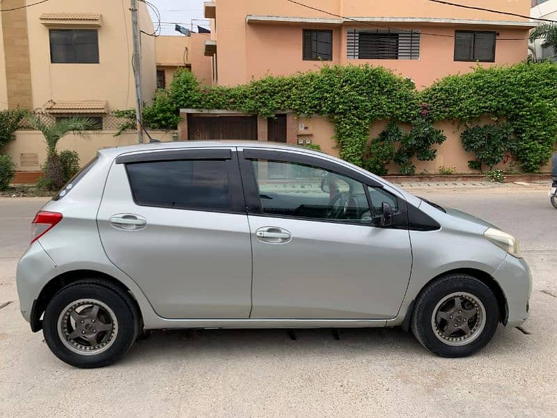 Toyota Vitz 2011 Register 2015 Shamry Green 3