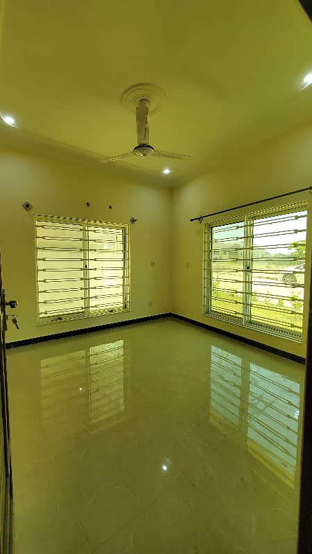 Sector N 5 Marla Corner House For Sale Bharia Enclave Islamabad 17