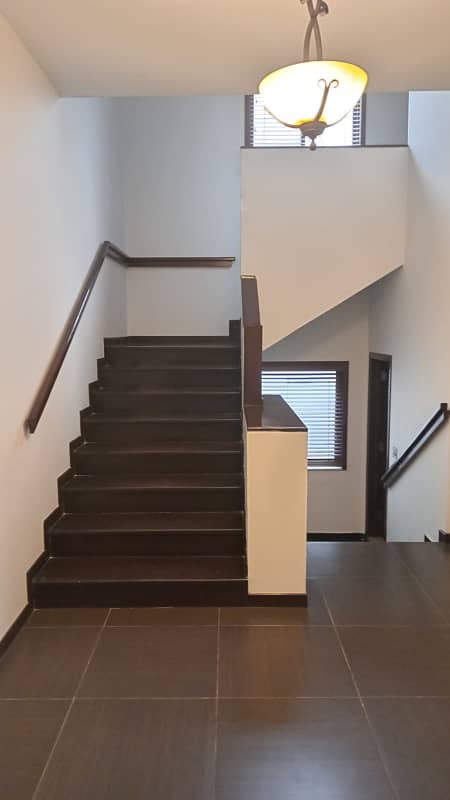 1 Kanal House For Rent Executive-Level Accommodation Near Polo Ground, Cantt 4