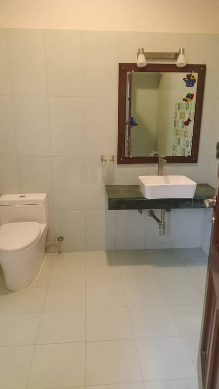 1 Kanal House For Rent Executive-Level Accommodation Near Polo Ground, Cantt 10