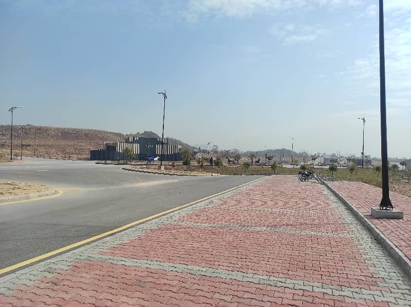 Sector J 10 Marla Avenue 8 Plot For Sale 1
