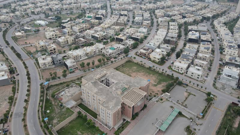 Bahria Enclave Islamabad Sector I 5 Marla Street 16 PU Paid Boulevard Paid Back Open Plot Available For Sale 21