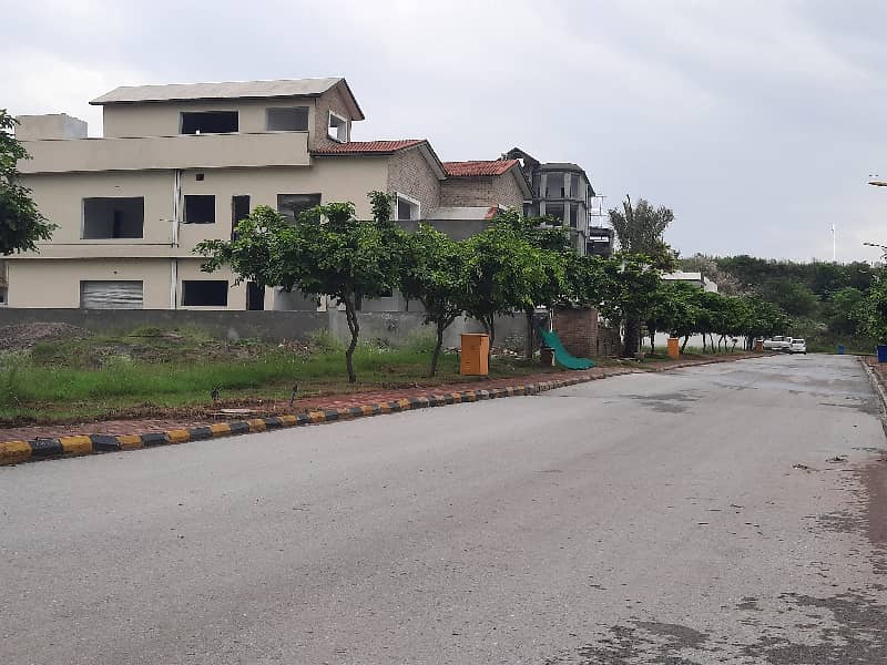 Sector C One Kanal Residential Plot For Sale 5