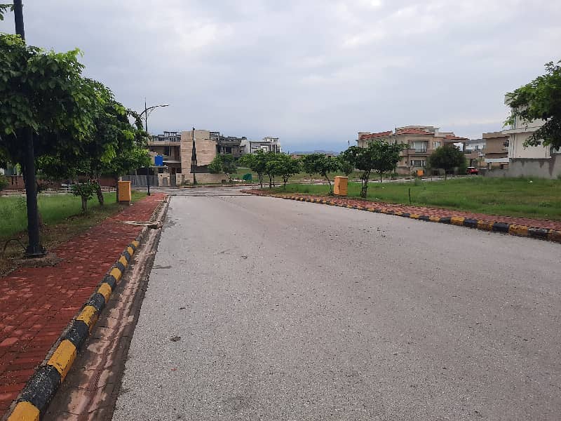 Sector C One Kanal Residential Plot For Sale 6