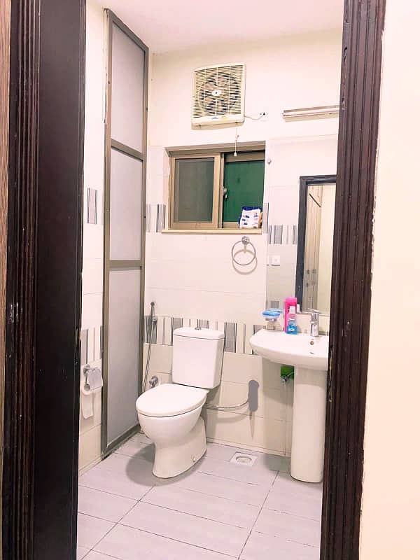 Army Housing Complex 3 bed rooms Flat For Sale Is Available Askari 10 - Sector F Lahore Cantt 3