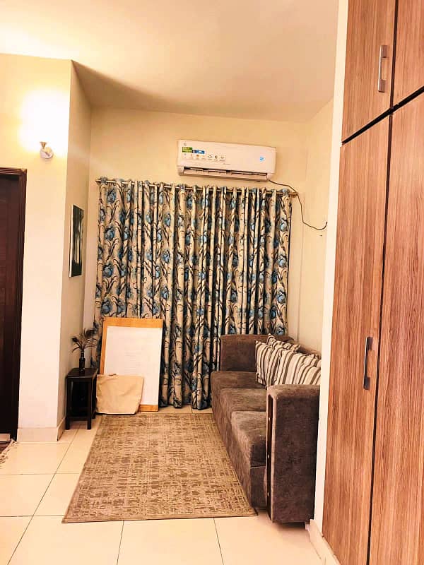 Army Housing Complex 3 bed rooms Flat For Sale Is Available Askari 10 - Sector F Lahore Cantt 5