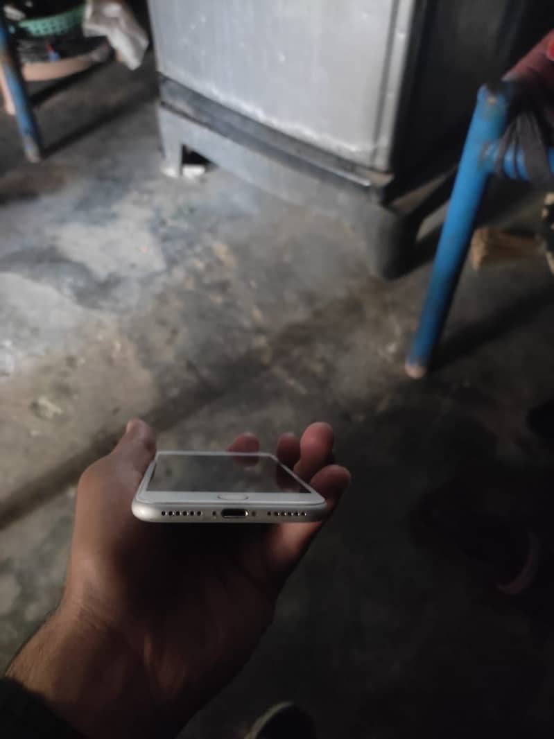 I phone 7 128gb pta proved 1