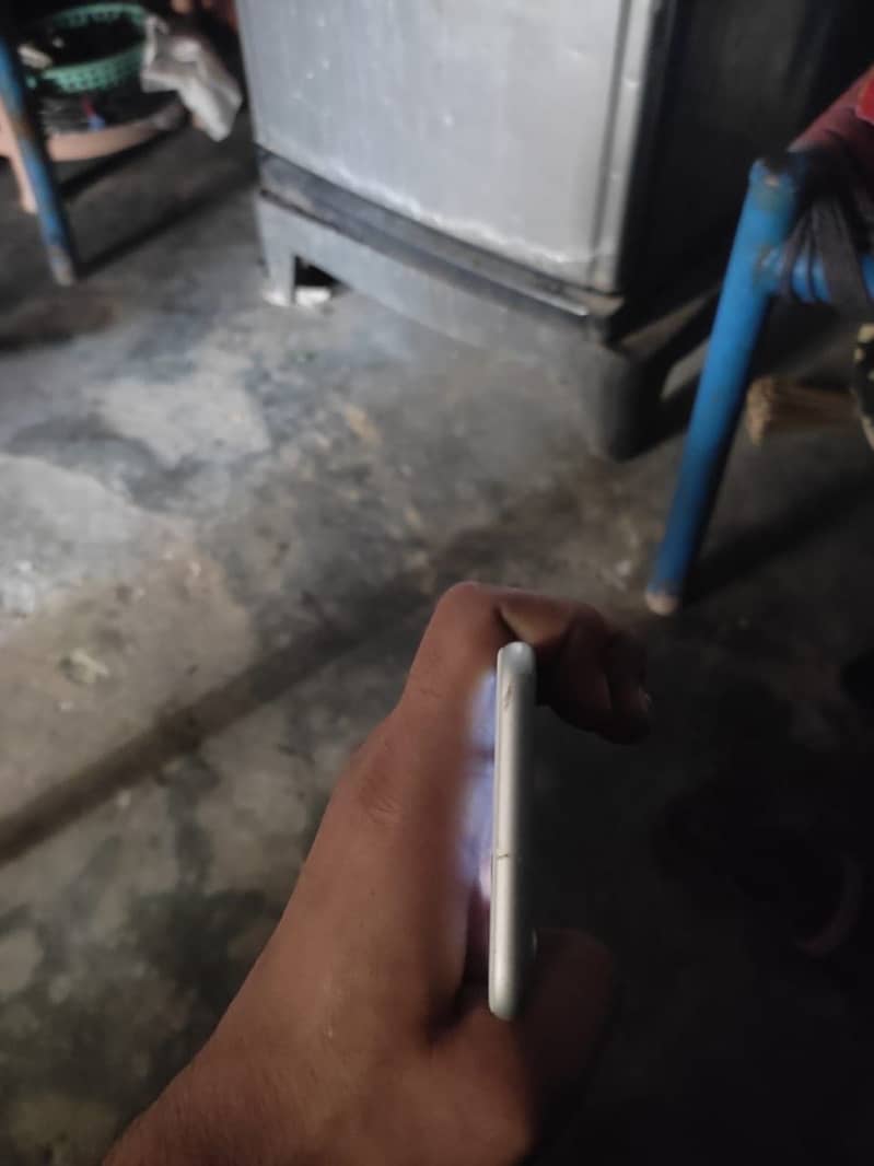 I phone 7 128gb pta proved 2