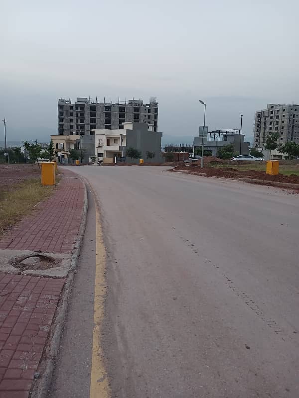 Sector F 10 Marla Plot For Sale In Bahria Enclave Islamabad 0